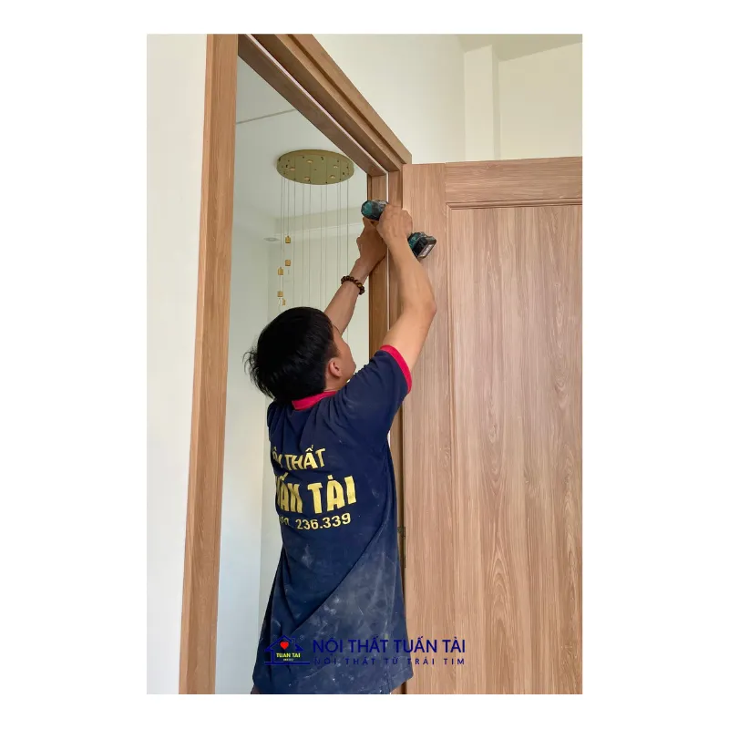 Dịch vụ sửa cửa composite Cần Thơ tại Nội Thất Tuấn Tài bao gồm những gì
