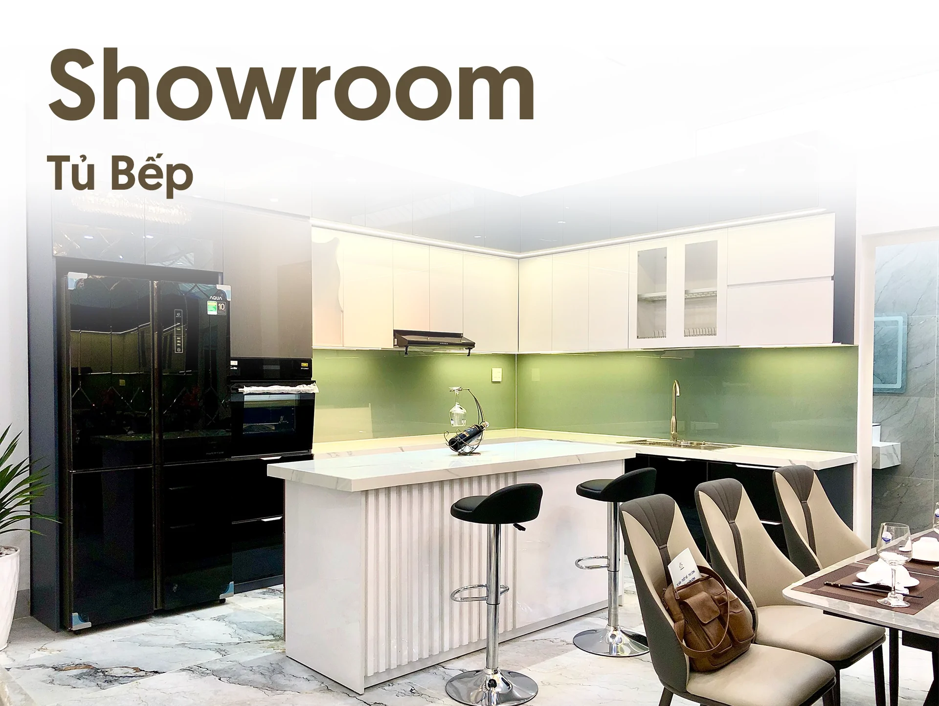 Read more about the article Showroom tủ bếp đẹp giá tốt – Ưu đãi cực hấp dẫn